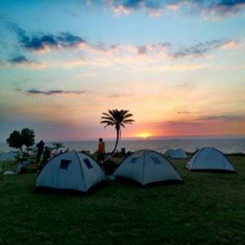 אוהלים בחניון לילה אשקלון - Tents in campsite Ashkelon