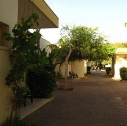 בית ספר שדה אכזיב - החדרים מבחוץ - Eilat Field School - Rooms from the outside