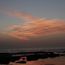 השמיים והים בחוף שבי ציון - The sky and the sea at Shavei Tzion