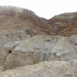 מערה בנגב - Cave in the Negev