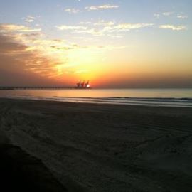 שקיעה בחוף הים - Sunset at the beach